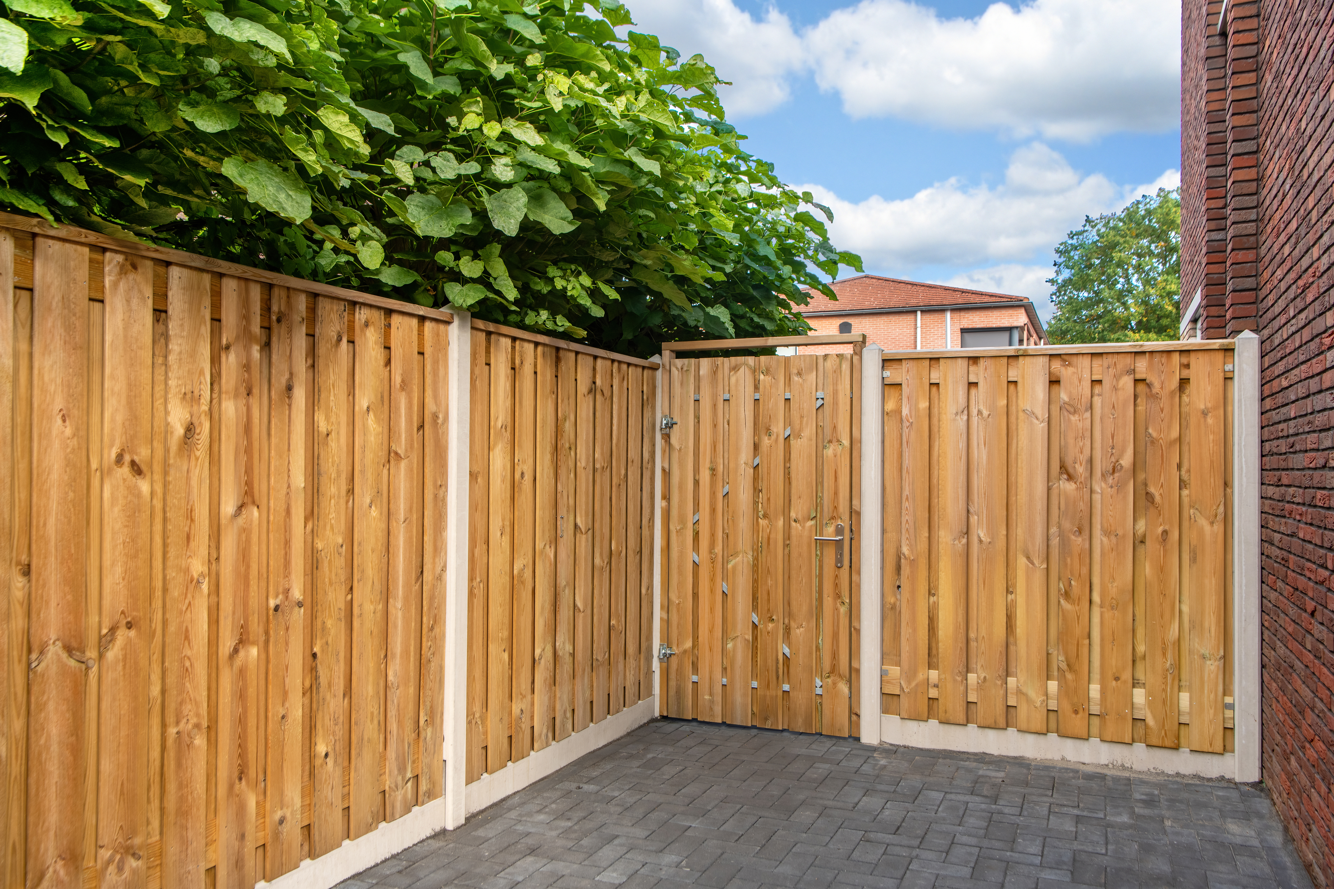 Tuinscherm grenen groen geïmpregneerd 21-planks (19 + 2) Enschede 180 x 180 cm Tuinscherm grenen groen geïmpregneerd 21-planks (19 + 2) Enschede 180 x 180 cm