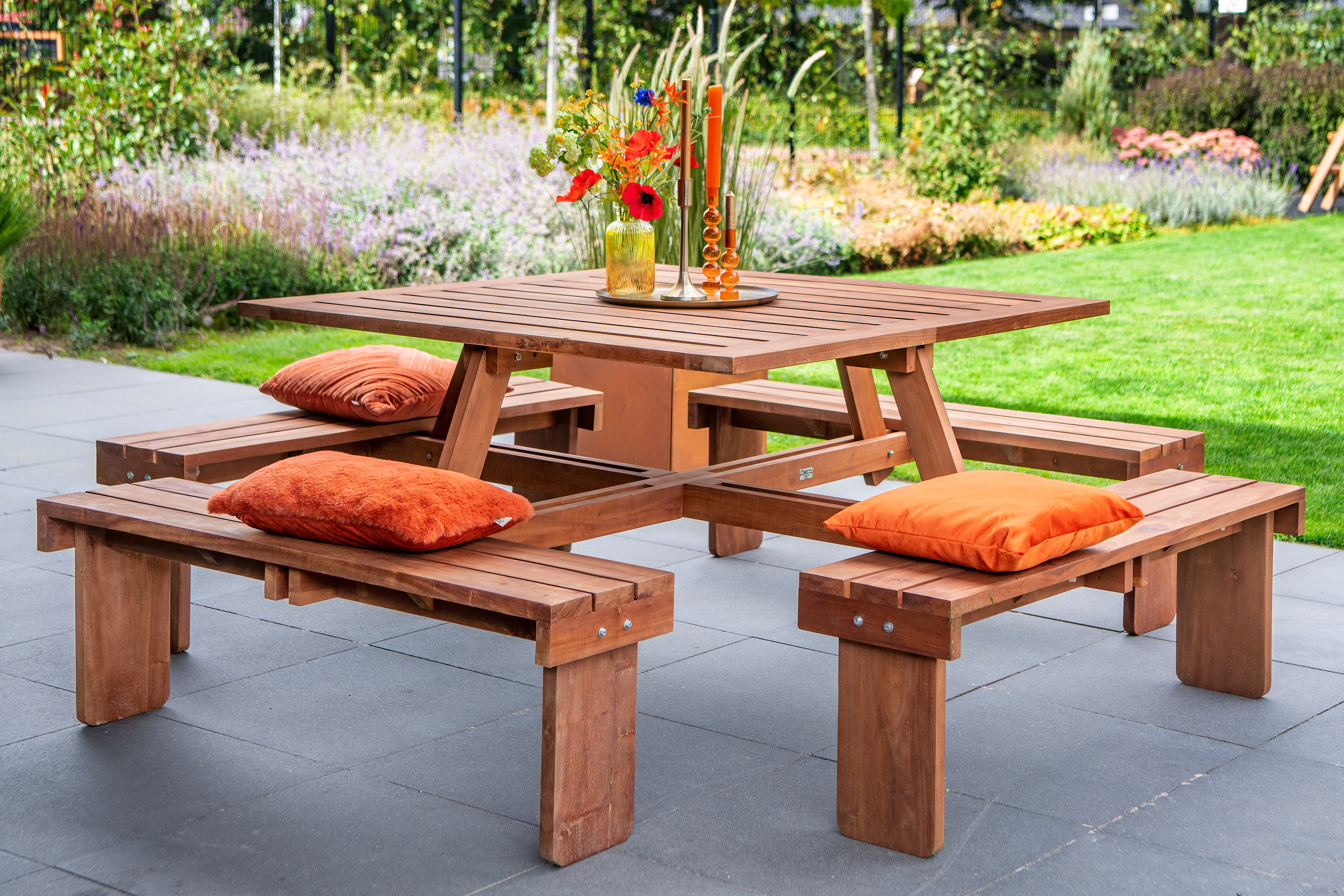 Hoofdafbeelding Hardhouten picknicktafel vierkant Premium