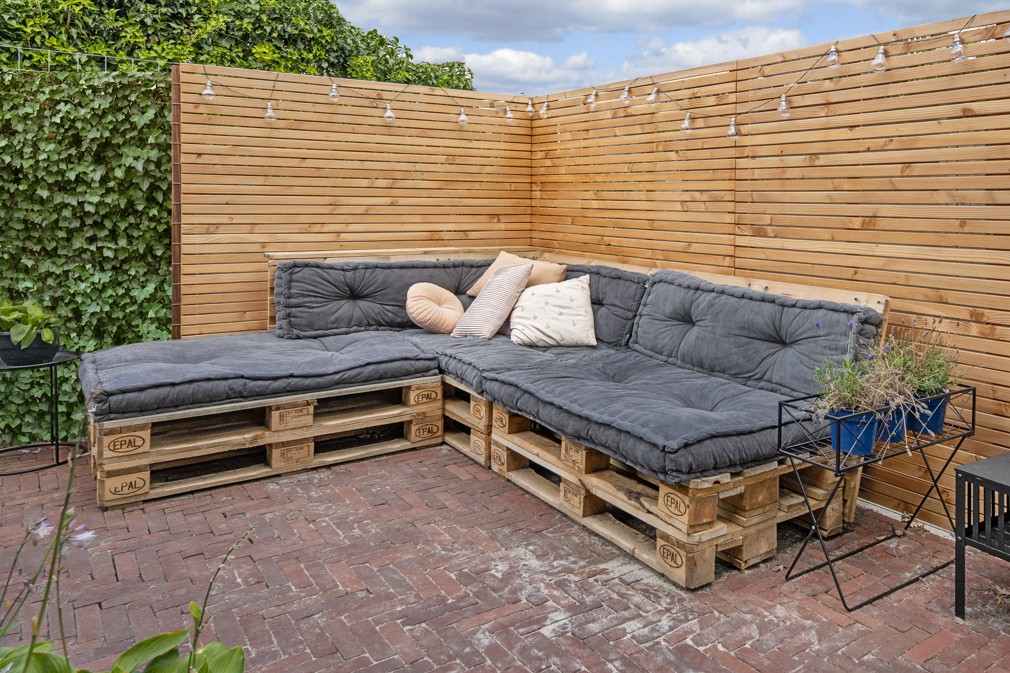 Rhombusscherm Klagenfurt, douglas, RVS-geschroefd, enkelzijdig bekleed, 30-planks (26+4) 180 x 180 cm
