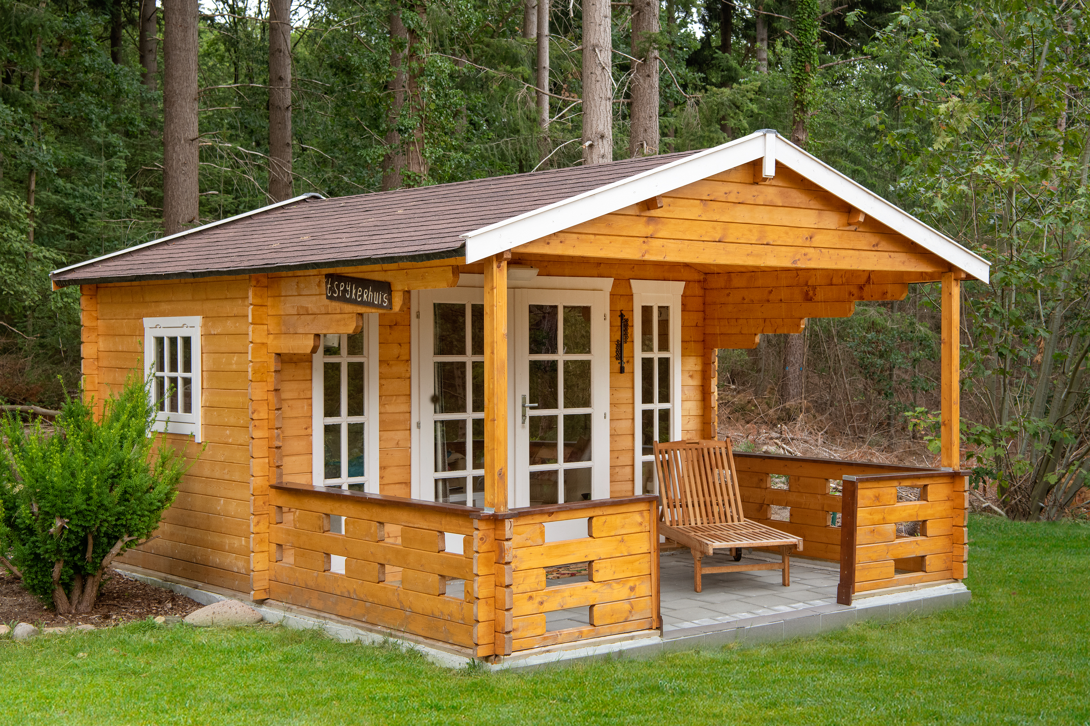 Blokhut - Tuinhuis Inglund | 44 mm | vuren onbehandeld Blokhut - Tuinhuis Inglund | 44 mm | vuren onbehandeld