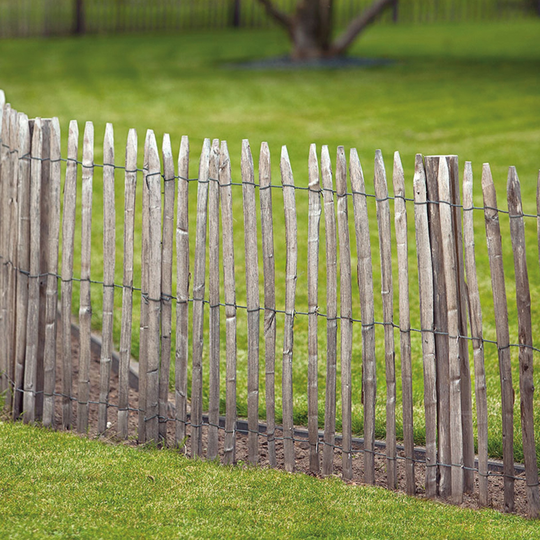 English chestnut fence on roll 120cm/7.5cm/2 wires