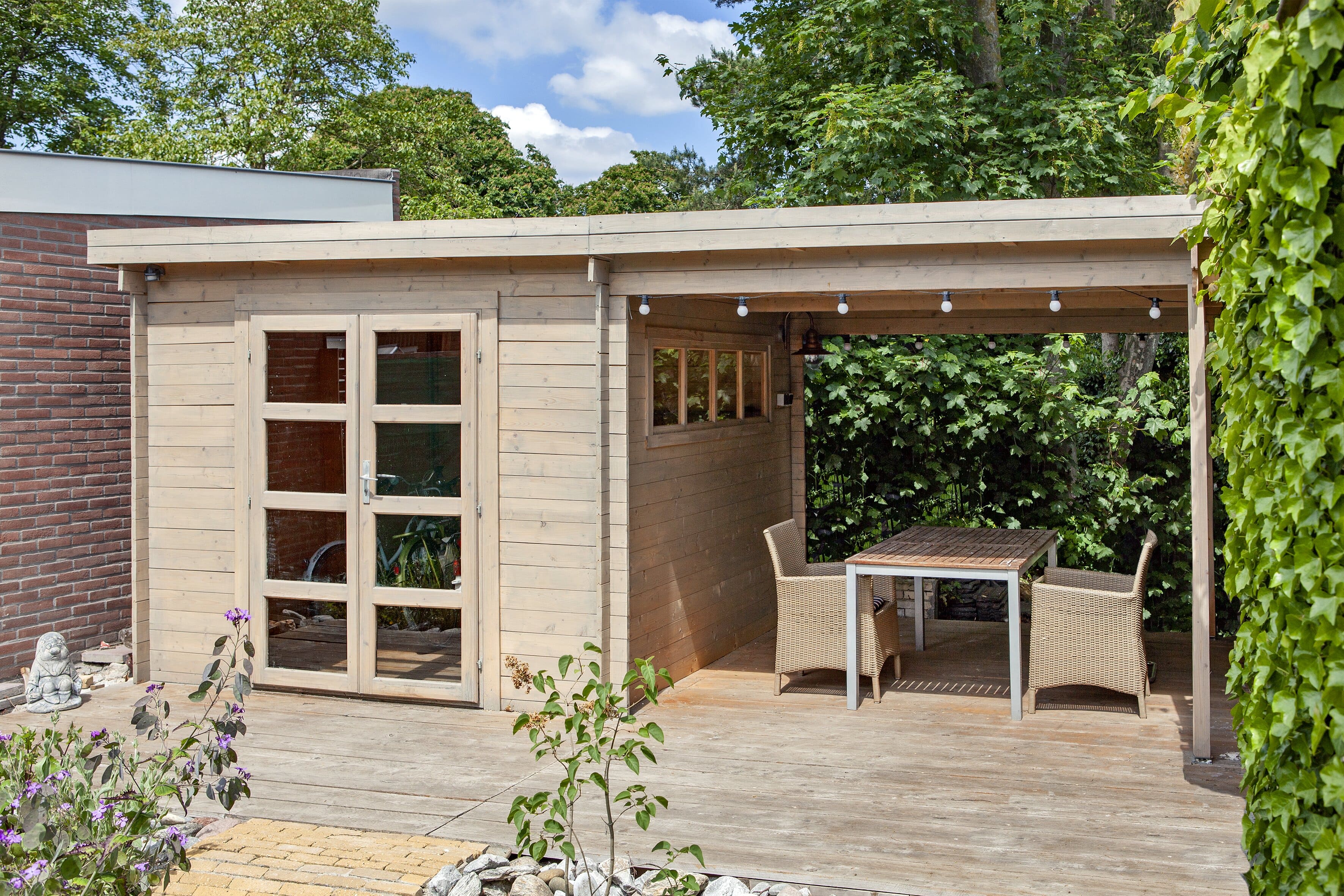 Blokhut - Tuinhuis Dellinger | 28 mm | vuren honinggeel geïmpregneerd Blokhut - Tuinhuis Dellinger | 28 mm | vuren honinggeel geïmpregneerd