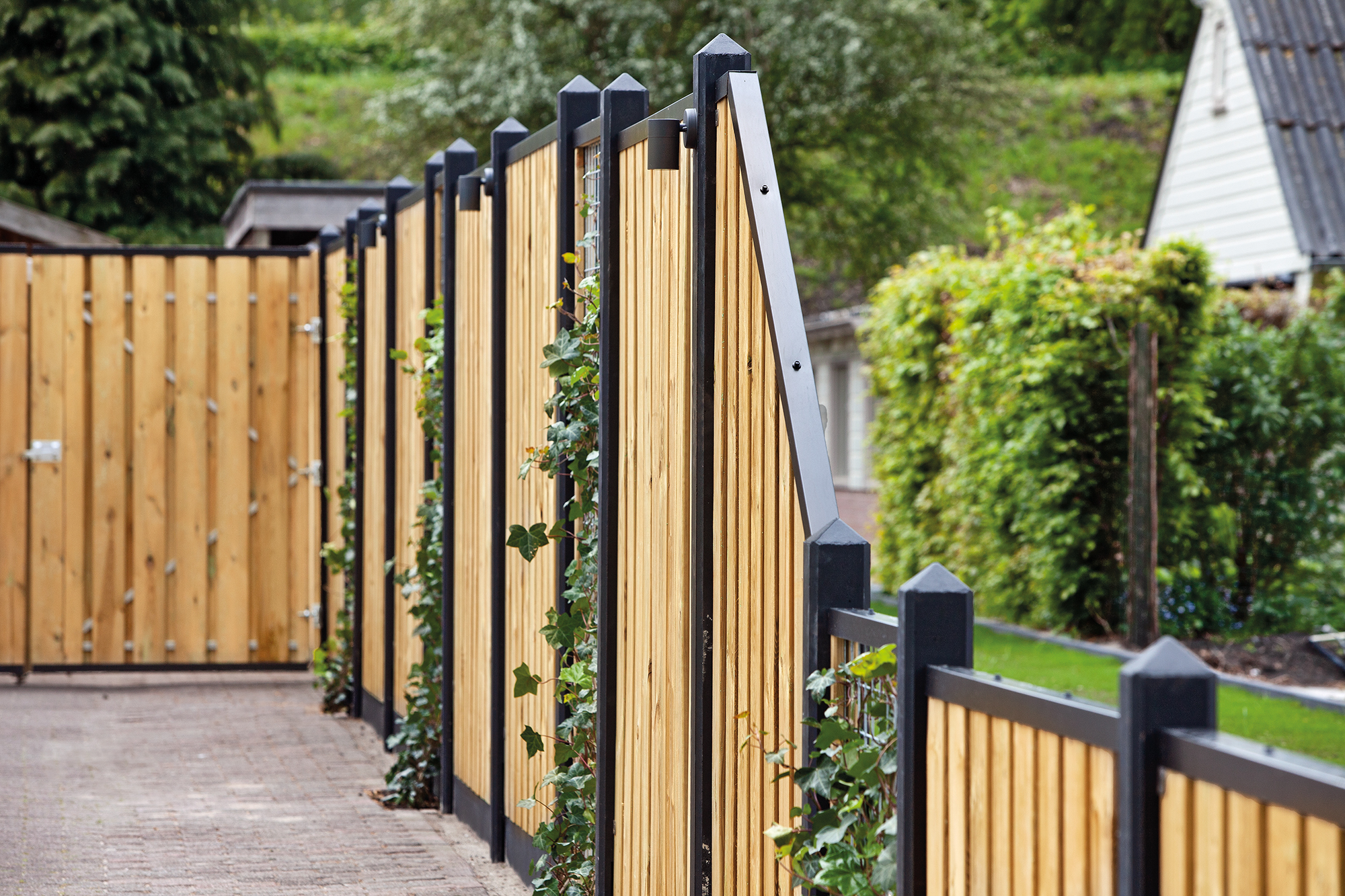 Tuinscherm grenen groen geïmpregneerd 21-planks (19 + 2) Enschede 180 x 180 cm Tuinscherm grenen groen geïmpregneerd 21-planks (19 + 2) Enschede 180 x 180 cm